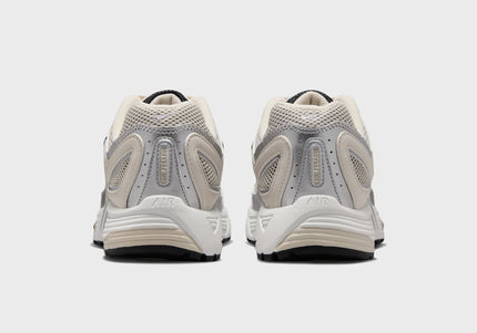 Nike WMNS Air Pegasus 2005 - Light Orewood Brown / Chrome / Summit White / Black