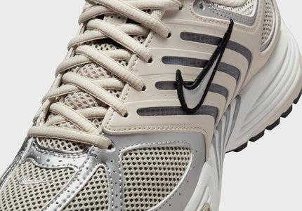 Nike WMNS Air Pegasus 2005 - Light Orewood Brown / Chrome / Summit White / Black