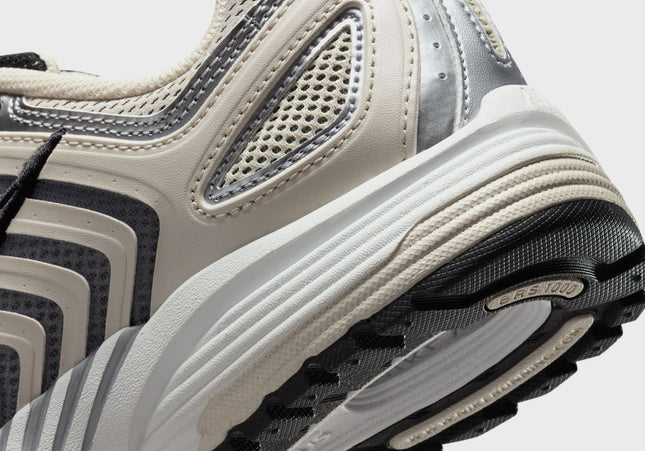Nike WMNS Air Pegasus 2005 - Light Orewood Brown / Chrome / Summit White / Black