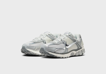 Nike Zoom Vomero 5 - Summit White / Metallic Silver