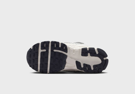 Nike PS Vomero 5 - Photon Dust / Chrome / Gridiron / Sail