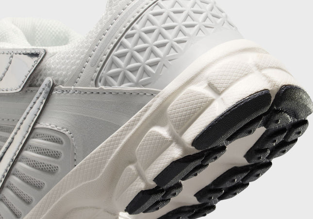 Nike PS Vomero 5 - Photon Dust / Chrome / Gridiron / Sail