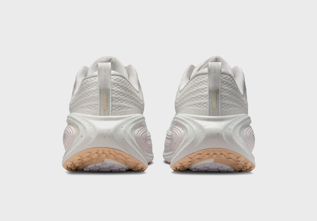 Nike Vomero Plus - Vast Grey / Wolf Grey / Off White