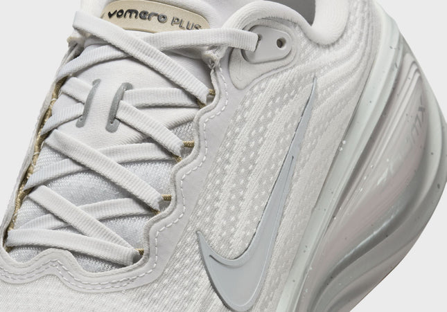Nike Vomero Plus - Vast Grey / Wolf Grey / Off White