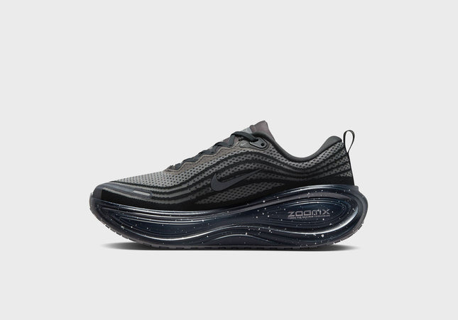 Nike Vomero Plus - Anthracite / Metallic Silver