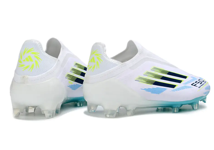 Detailed look at Adidas F50 Elite FG Laceless football lacing system