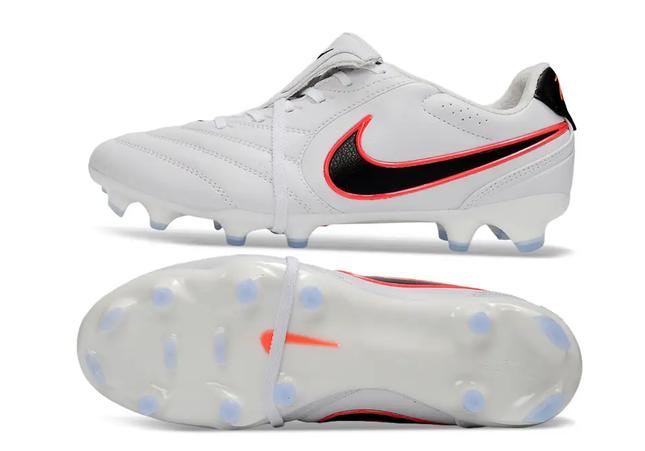 Side profile of Nike Tiempo Ligera Pro LE Elite FG, highlighting lightweight and responsive technology, ideal for elite footb