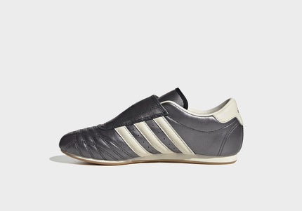 adidas WMNS Taekwondo - Core Black / Silver Metallic / Gum 3