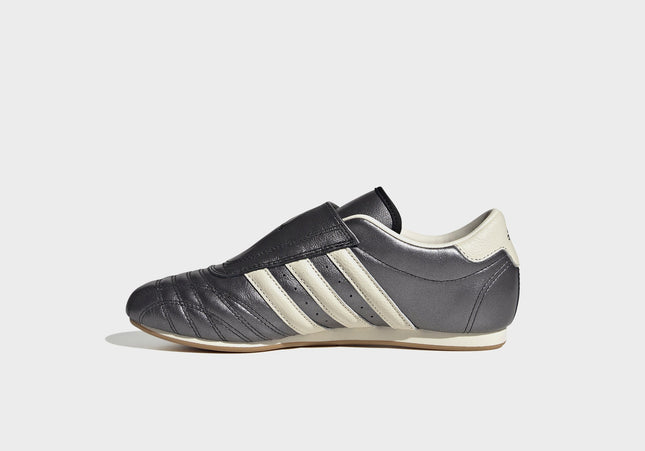 adidas WMNS Taekwondo - Core Black / Silver Metallic / Gum 3
