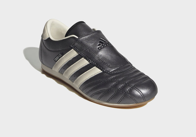 adidas WMNS Taekwondo - Core Black / Silver Metallic / Gum 3