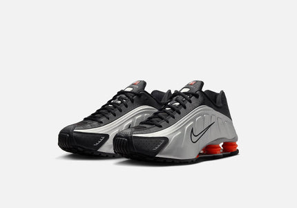 Nike Shox R4 - Metallic Silver / Black / Picante Red / Metallic Silver