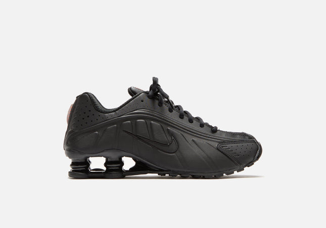 Nike WMNS Shox R4 - Black / Black / Max Orange