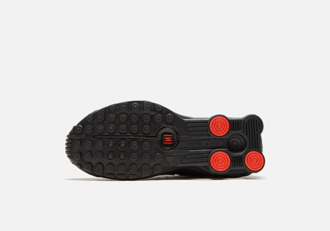 Nike WMNS Shox R4 - Black / Black / Max Orange