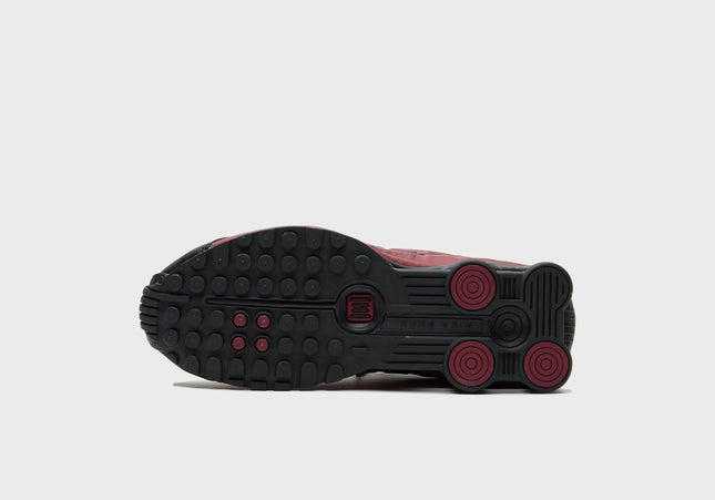 Nike WMNS Shox R4 - Black / Metallic Silver / Team Red