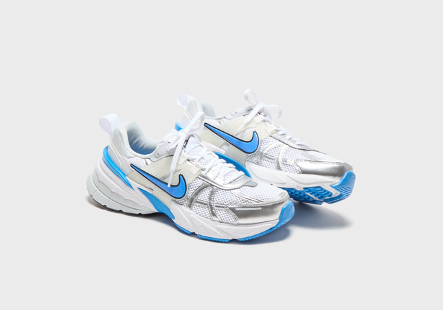 Nike WMNS V2K Run - White / Pure Platinum / Summit White / Light Photo Blue