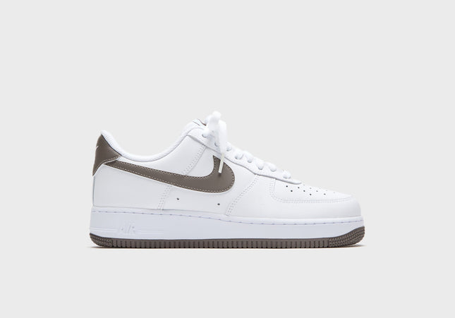 Nike Air Force 1 '07 - White / Cave Stone
