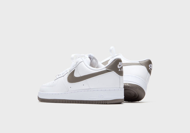 Nike Air Force 1 '07 - White / Cave Stone