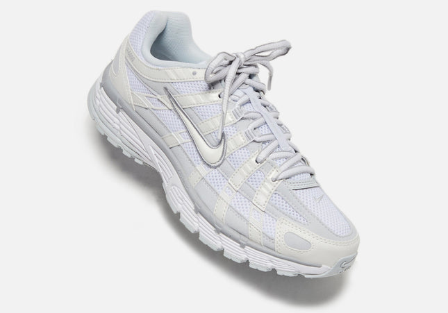 Nike WMNS P-6000 - Metallic Summit White / White / Pure Platin