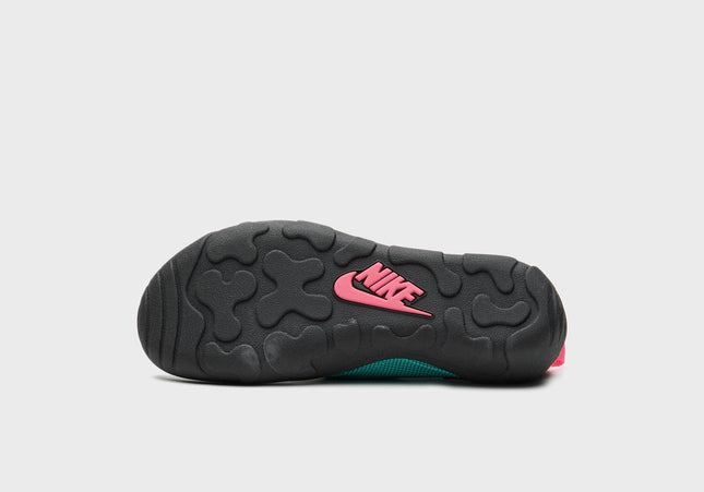 Nike Aqua Turf - Turbo Green / Black / Washed Coral / Team Scarlet