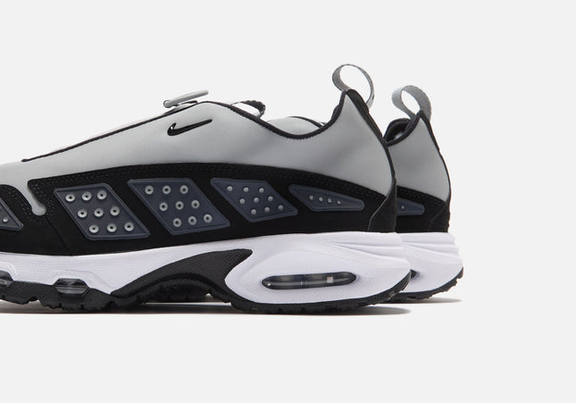 Nike WMNS Air Max SNDR - Silver / Black / White / Anthracite