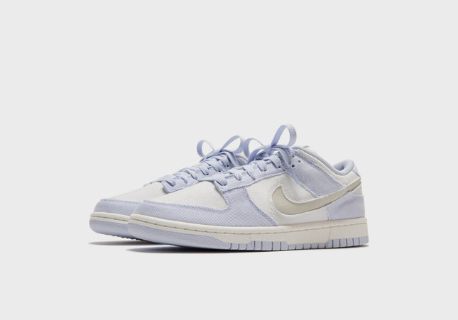 Nike WMNS Dunk Low - Sea Ghost / Summit White / Platinum