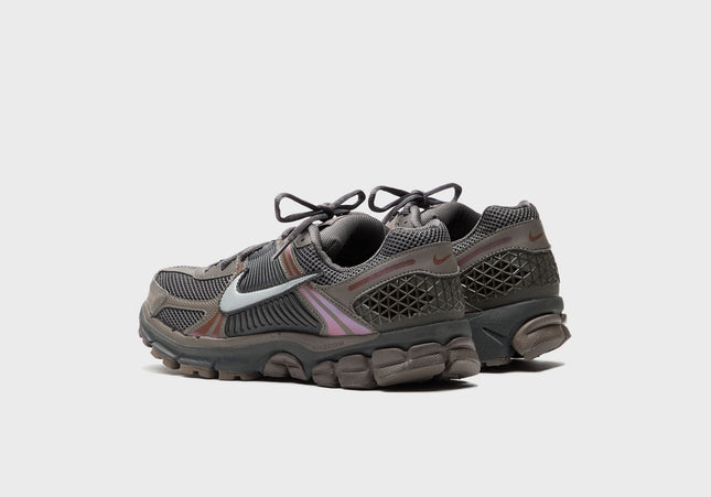 Nike Zoom Vomero 5 - Cave Stone / Metallic Silver