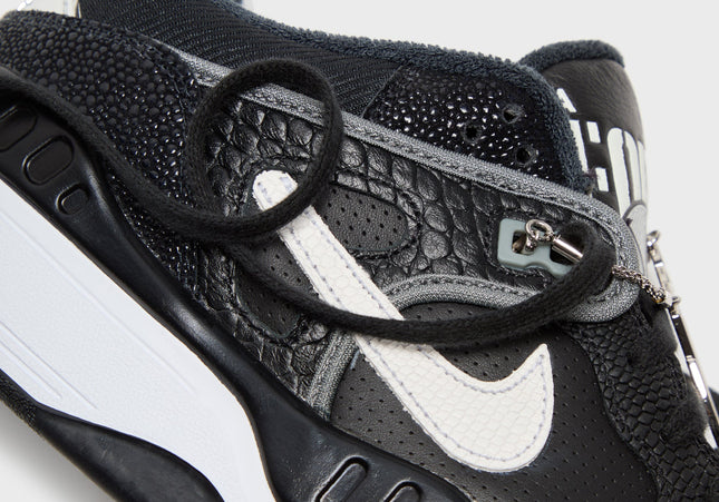 Nike x NIGO Air Force 3 Low - Black / White