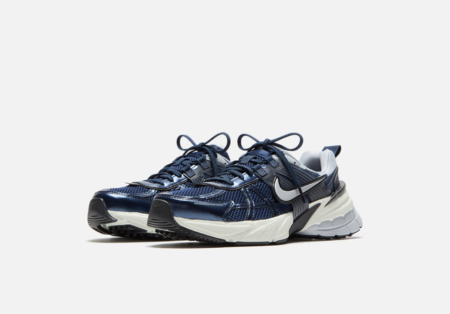Nike V2K Run - Obsidian / Obsidian / Thunder Blue / Wolf