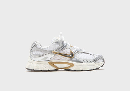 Nike V5 Rnr - White / Medium Ash / Parachute Beige / Metallic Pewter / Photon Dust / Sail