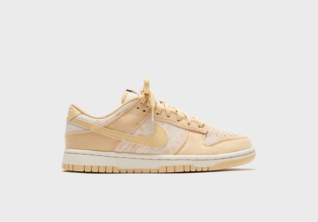 Nike WMNS Dunk Low - Light Orewood Brown / University Red / Black / Sesame