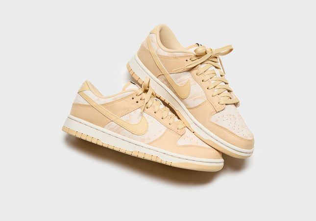 Nike WMNS Dunk Low - Light Orewood Brown / University Red / Black / Sesame