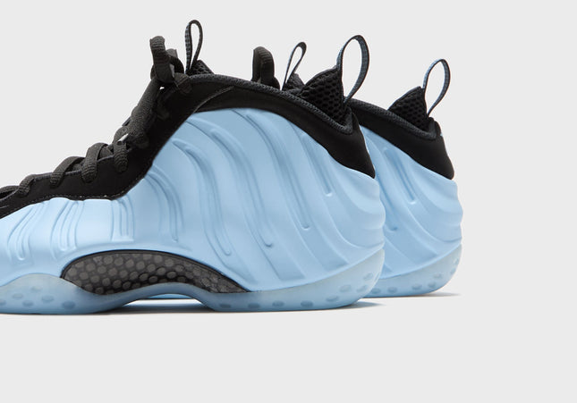 Nike Air Foamposite One - Psychic Blue / Black