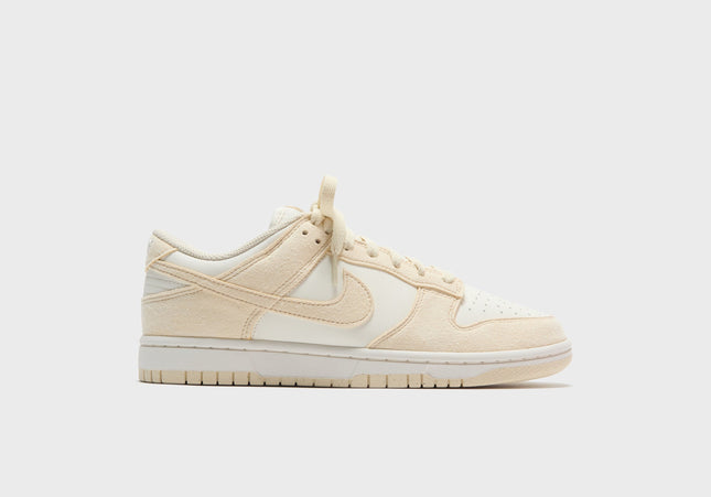 Nike WMNS Dunk Low - Soft Pearl / Beach / Pale Ivory / White