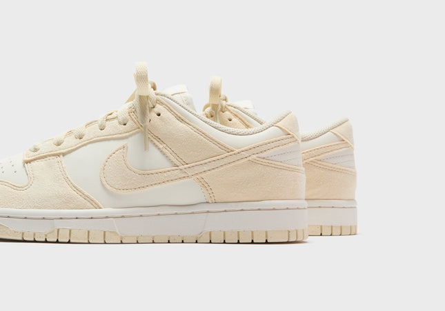 Nike WMNS Dunk Low - Soft Pearl / Beach / Pale Ivory / White