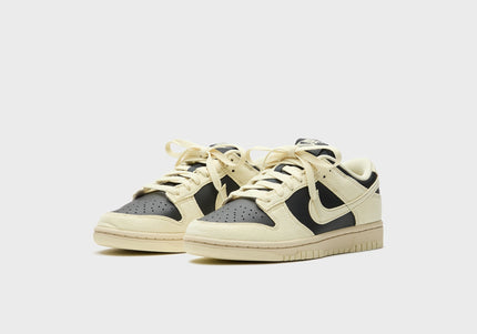 Nike WMNS Dunk Low  - Off-Noir / Light Khaki / Alabaster