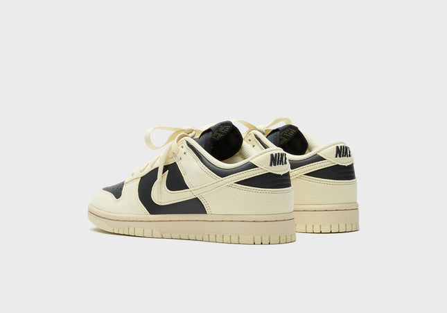Nike WMNS Dunk Low  - Off-Noir / Light Khaki / Alabaster