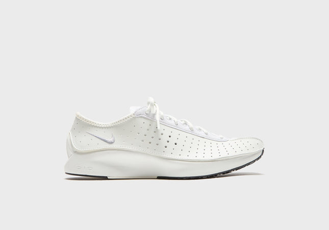 Nike WMNS Air Superfly - White / Metallic Silver / Black / Sail