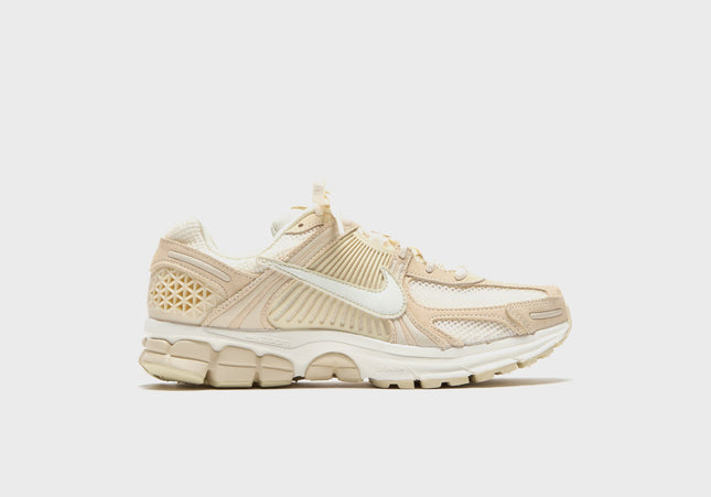 Nike WMNS Zoom Vomero 5 - Beach / Sail / Light Khaki