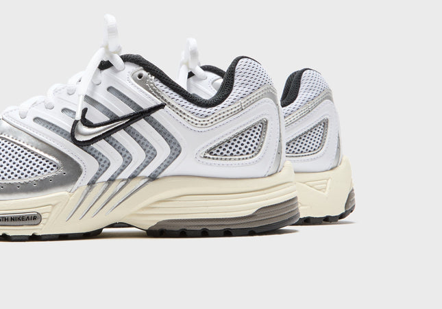 Nike WMNS Air Pegasus 2005 - White / Coconut Milk / Black / Metallic Silver