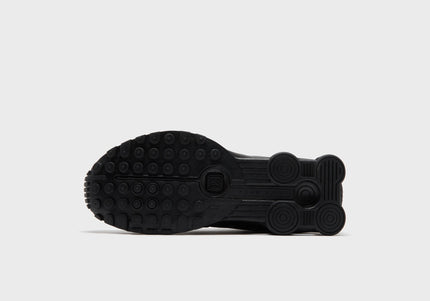 Nike Shox R4 - Black / Black / Black / Bright Crimson