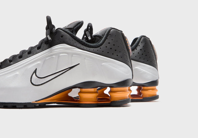 Nike Shox R4 - Black / Vast Grey / Bright Mandarin / Metallic Silver