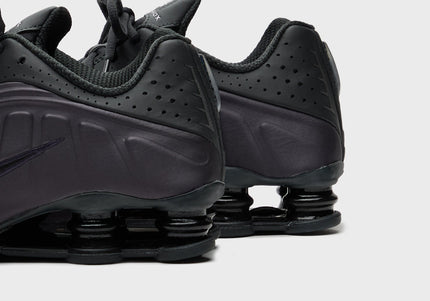 Nike Shox R4 - Cave Purple / Off Noir / Black