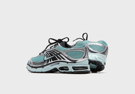 Nike WMNS Air Max Moto 2K - Cannon / Green Haze / Black / Metallic Silver
