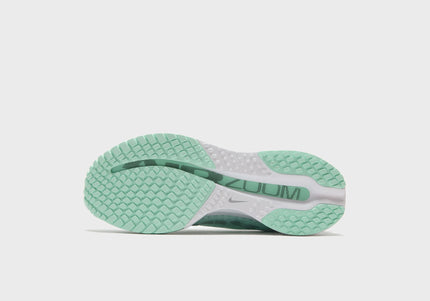 Nike WMNS Pegasus Premium - White / Metallic Silver / Mint Foam / Cannon