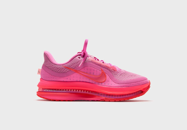 Nike WMNS Pegasus PRM - Playful Pink / Bright Crimson / Hyper Pink