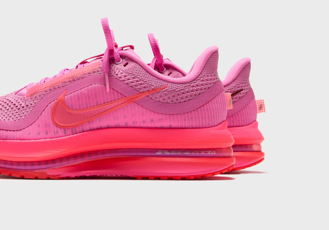 Nike WMNS Pegasus PRM - Playful Pink / Bright Crimson / Hyper Pink