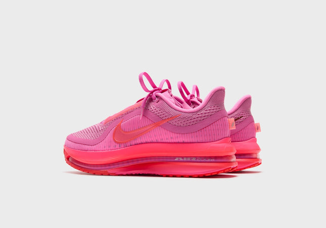 Nike WMNS Pegasus PRM - Playful Pink / Bright Crimson / Hyper Pink