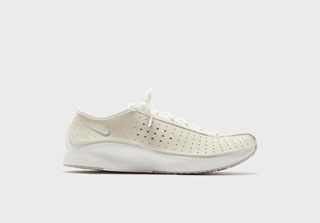 Nike WMNS Air Superfly - Coconut Milk / Metallic Silver
