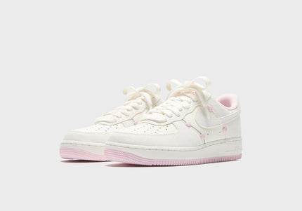 Nike WMNS Air Force 1 '07 LX - Sail / Pink Foam