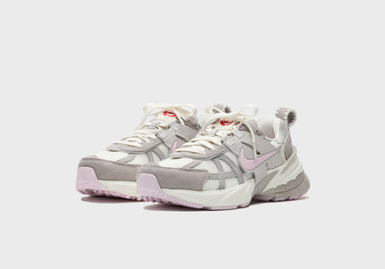 Nike WMNS V2K Run - Sail / Pink Foam / College Grey